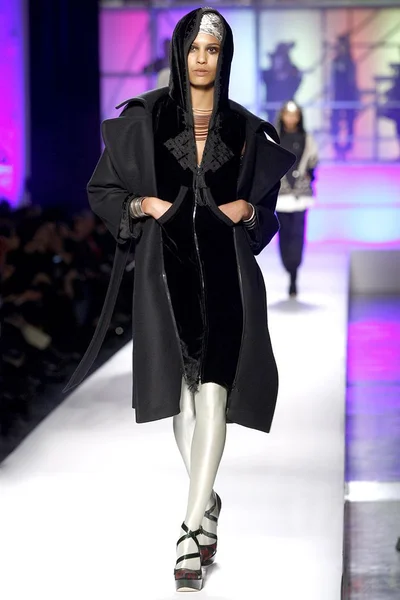 Look 40